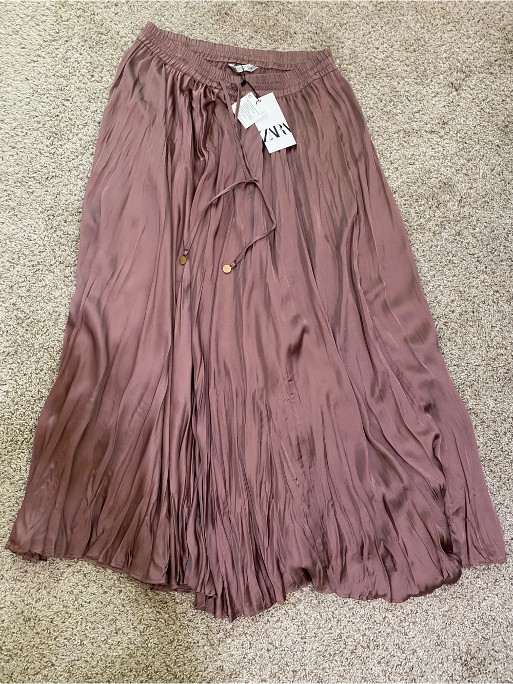 New ZARA SATIN VOLUMINOUS Wrinkle EFFECT DUSTY PINK Large Women’s Maxi MIDI - Picture 3 of 7